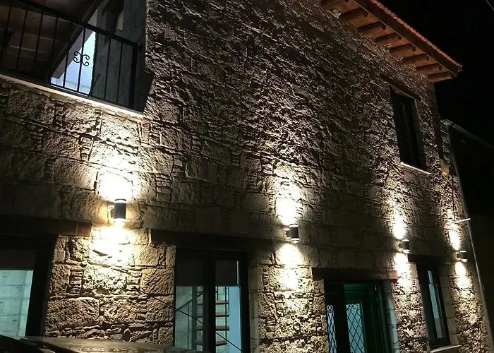 Cozy Houses * Omodos